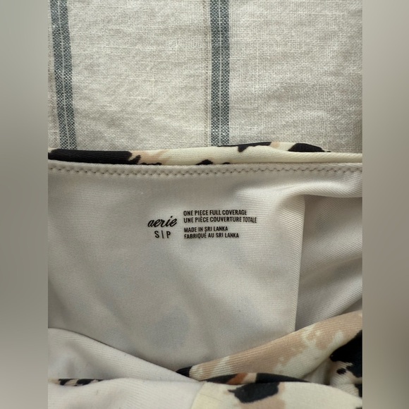 Aerie Leopard Print tie detail Swimsuit size small - Picture 5 of 5